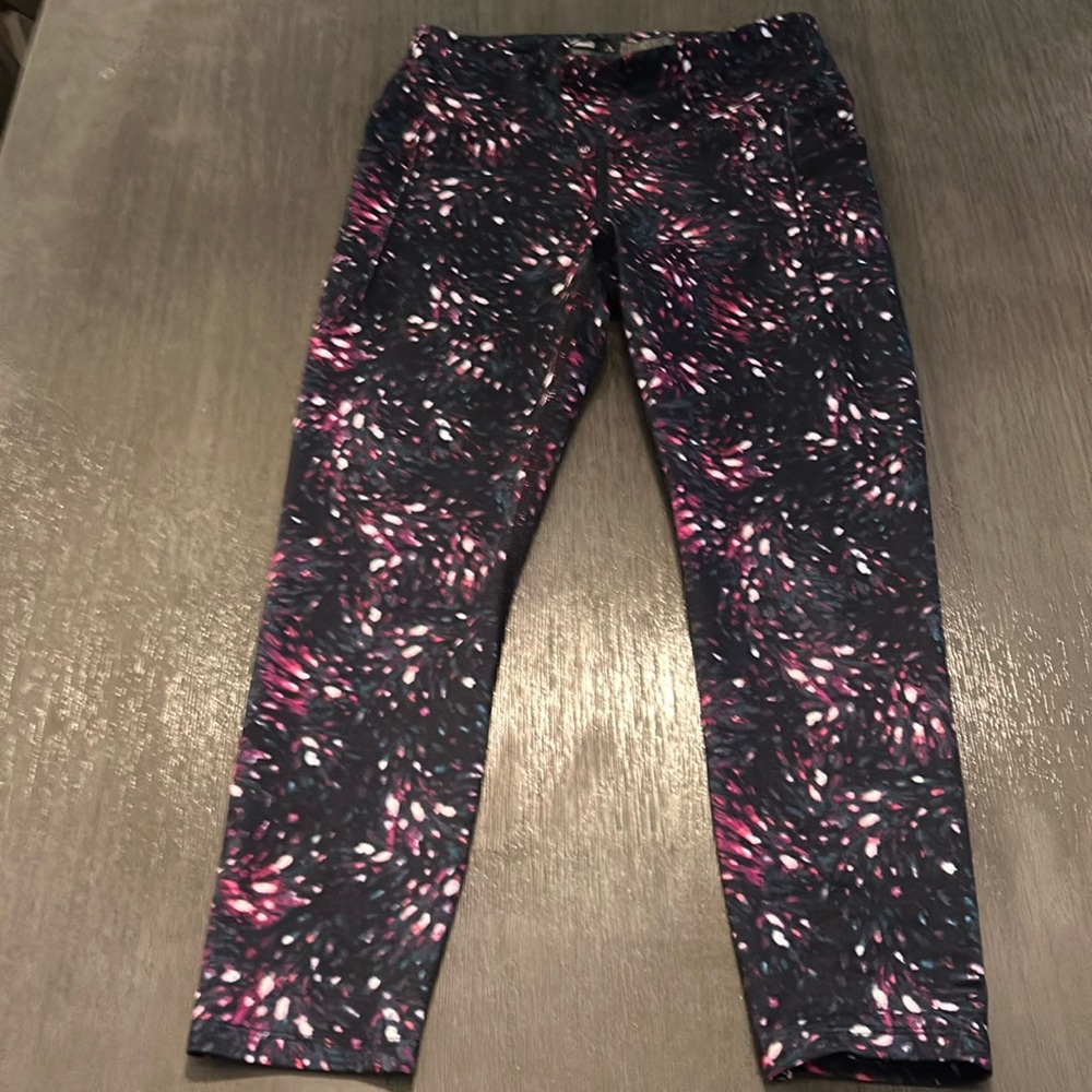 Girls Avia Athletic spandex capris